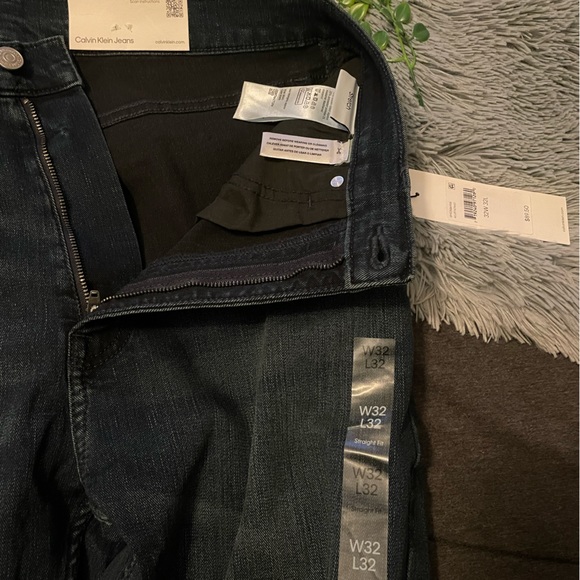 Calvin Klein Jeans NWT - Standard Straight - Picture 14 of 15
